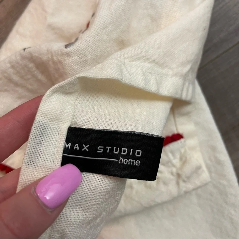 Max Studio Home 